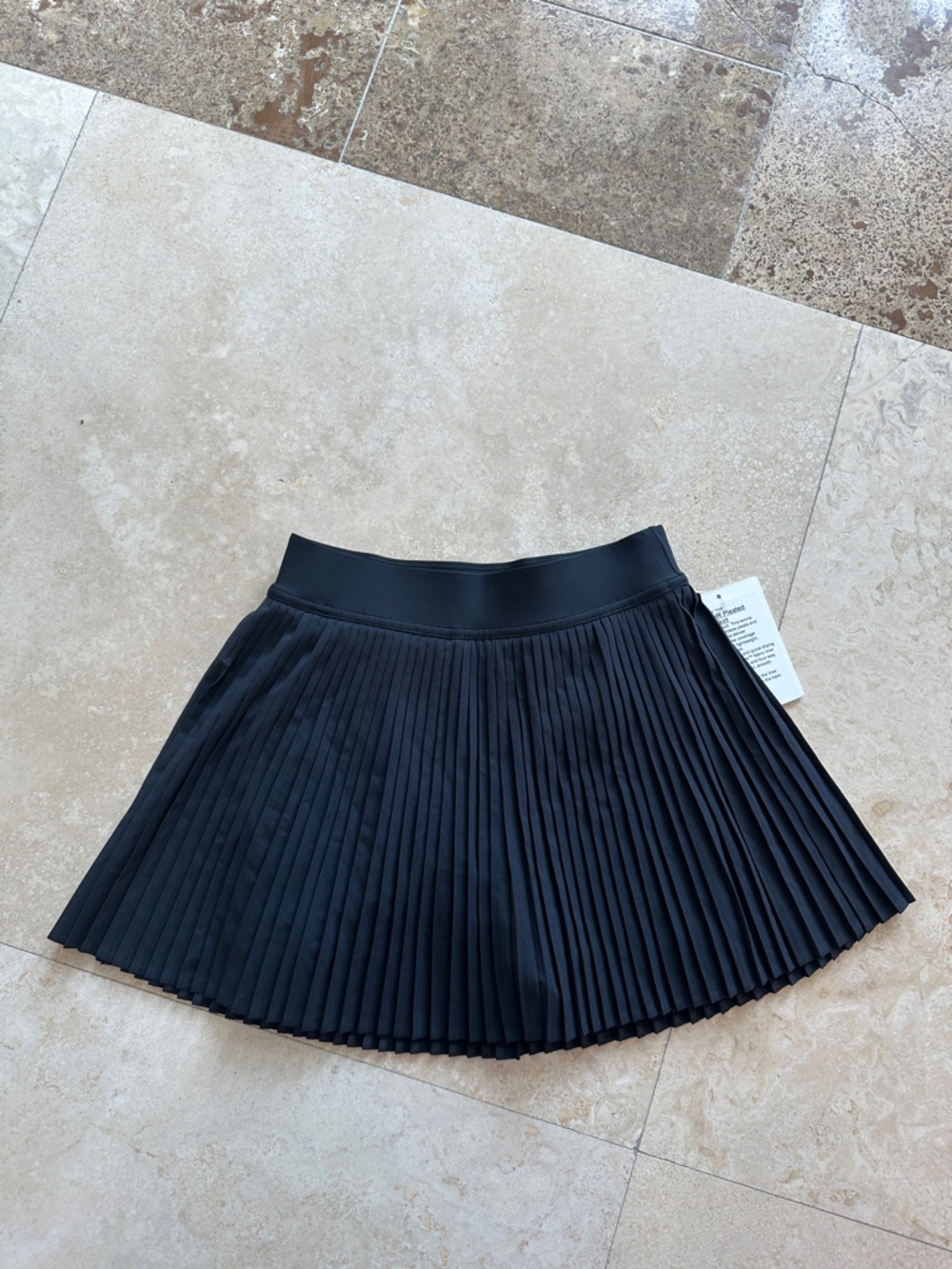 🆕NEW LULULEMON Black Pleated Skirt